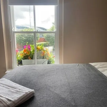 Ξενοδοχείο The Merry Cobbler *