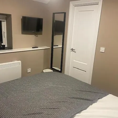 The Merry Cobbler فندق *