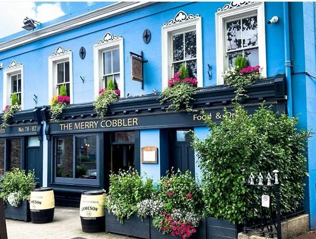 Hotell The Merry Cobbler