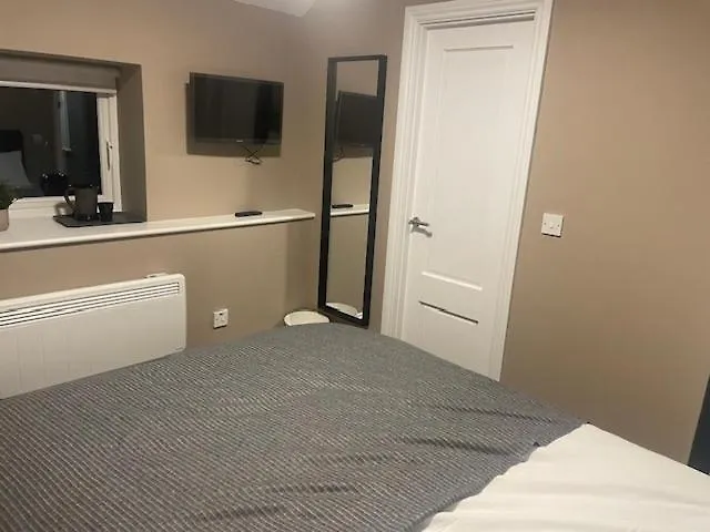 The Merry Cobbler Hotell *